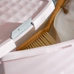 B&M Waffle Clip Box 25.5L - Blush -Kitchen and Tableware Store 375471 blush 25 5l waffle clip box 4