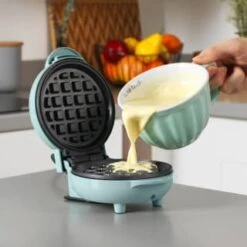 Giles & Posner Mini Waffle Maker 12 Giles & Posner Mini Waffle Maker -Kitchen and Tableware Store 395094 giles and posner mini waffle maker 2